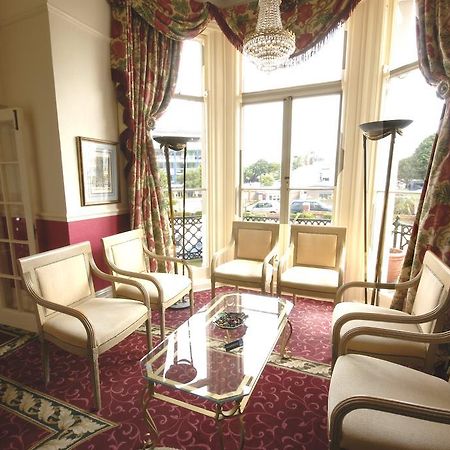 Courtlands Hotel อีสต์บอร์น ภายนอก รูปภาพ